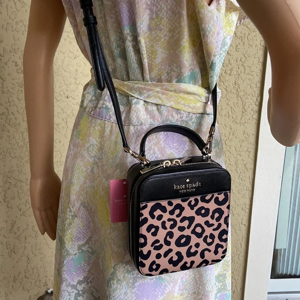 Kate Spade daisy graphic leopard vanity crossbody - Picture 2 of 16